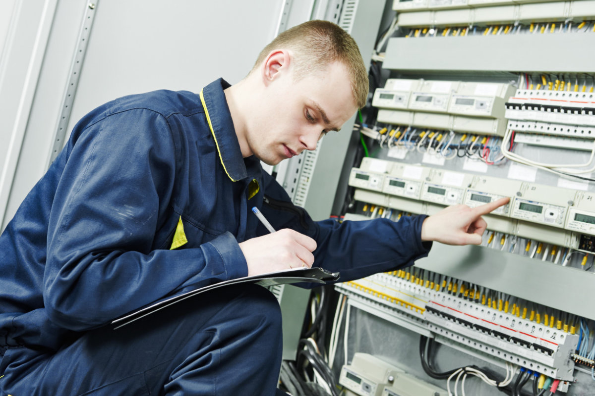 controle elektriciteitskeuring bij verkoop woning